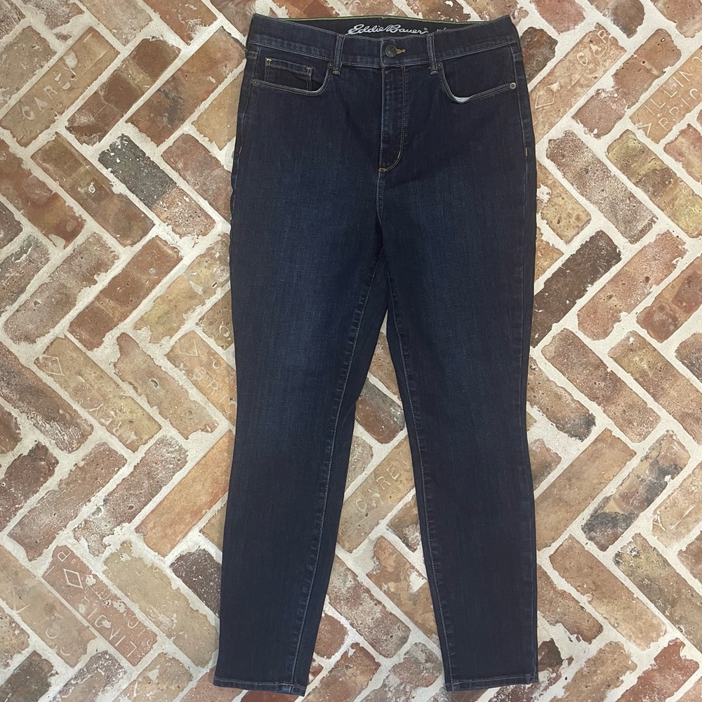 🖤 Eddie Bauer Slightly Curvy High-Rise Skinny Jeans - Size 10